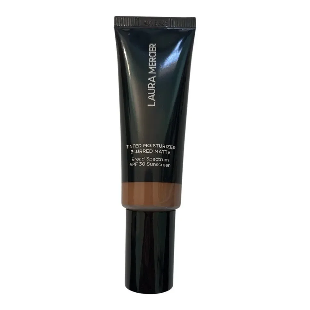 Laura Mercier Tinted Moisturizer Blurred Matte with SPF 30 Sunscreen Terracotta